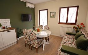 Apartments Paola