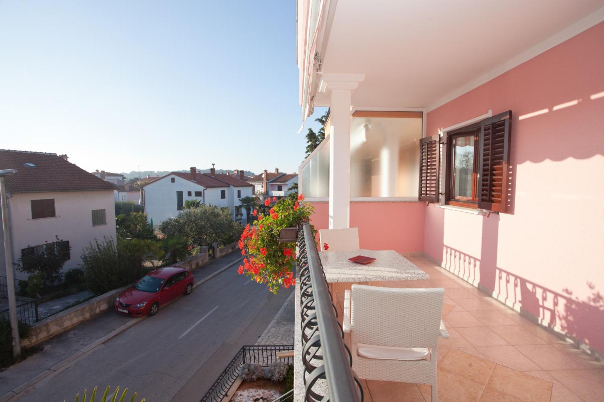 Apartments Paola Ровинь Экстерьер фото
